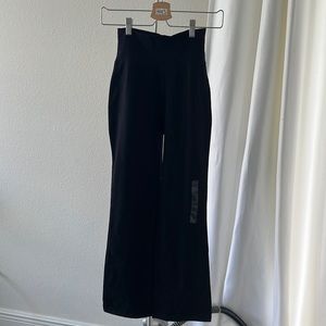 Girls black yoga pant
